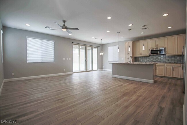 Foto del edificio - 897 Cirrus Cloud Ave