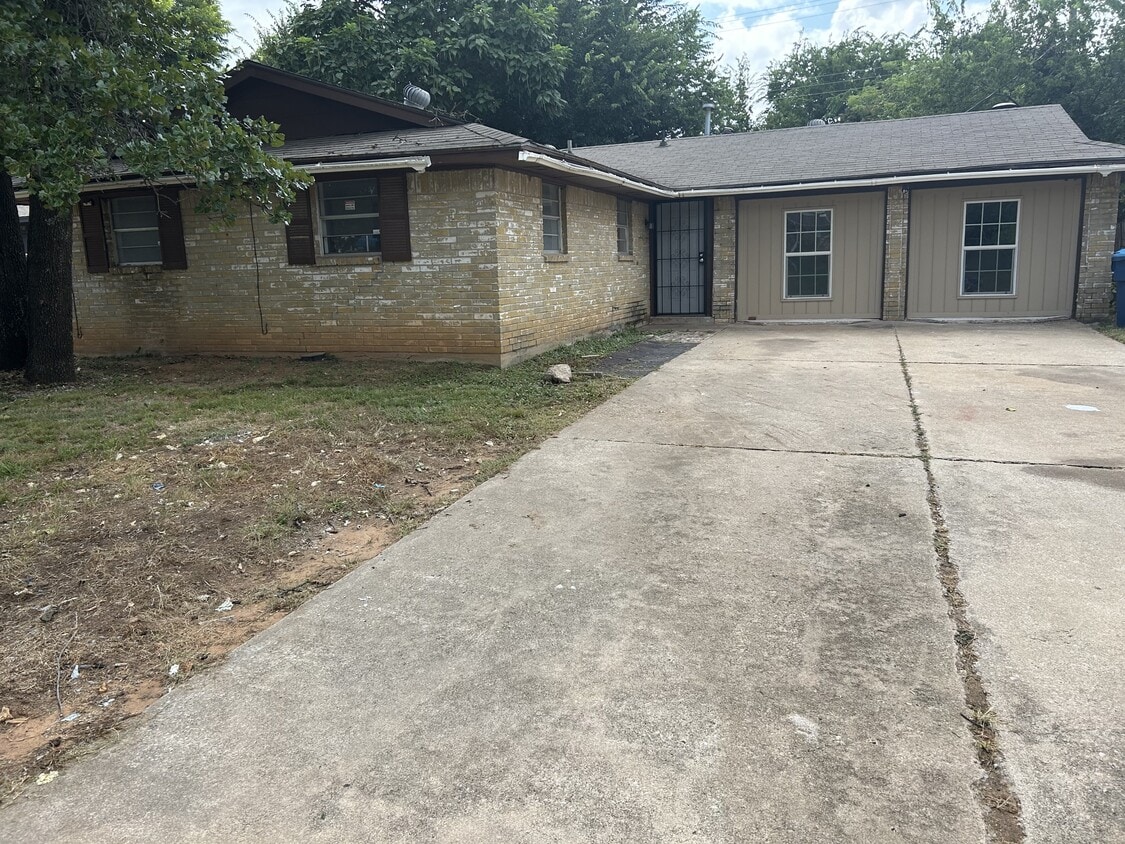 Foto principal - 1525 Marydale Ave