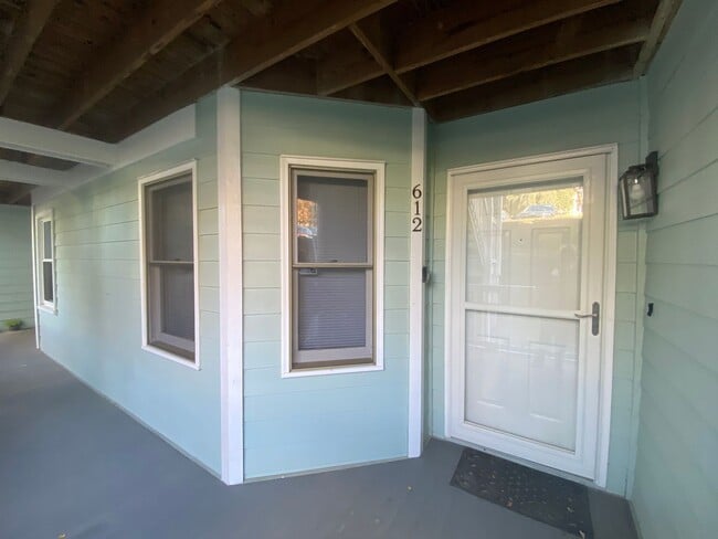 Foto del edificio - Atlantic Drive Condo