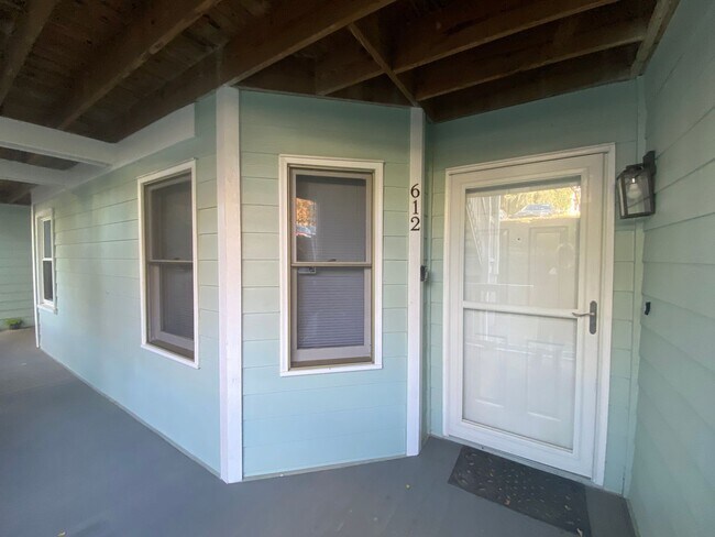 Building Photo - Atlantic Drive Condo