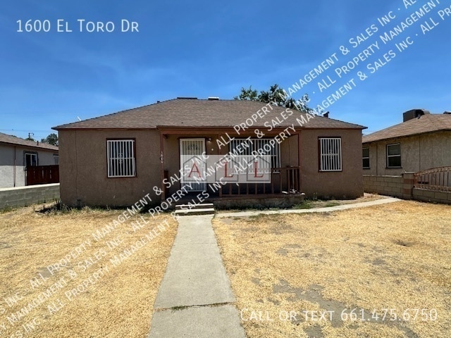 Primary Photo - 1600 El Toro Dr
