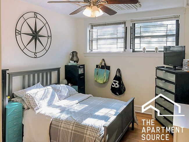 Building Photo - 3501 N Greenview Ave