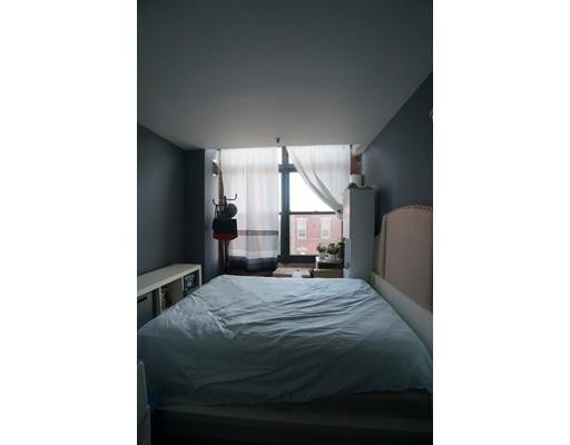 Foto del edificio - 150 Orleans St