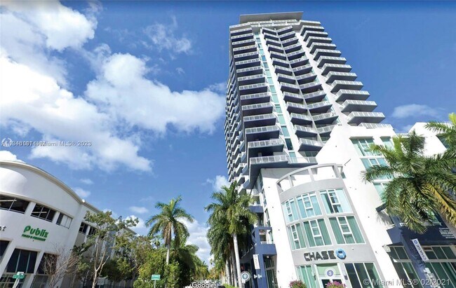 Foto del edificio - 275 NE 18th St