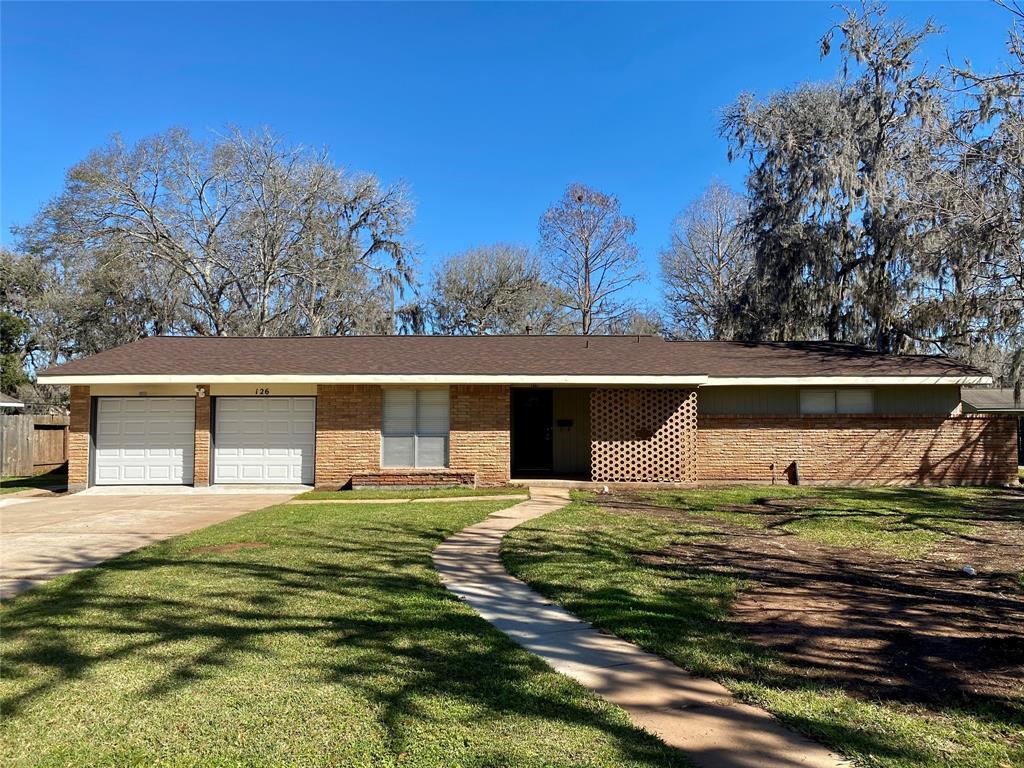 126 Blossom St, Lake Jackson, TX 77566 House for Rent in Lake Jackson, TX