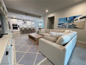 Building Photo - 4676 Arboretum Cir