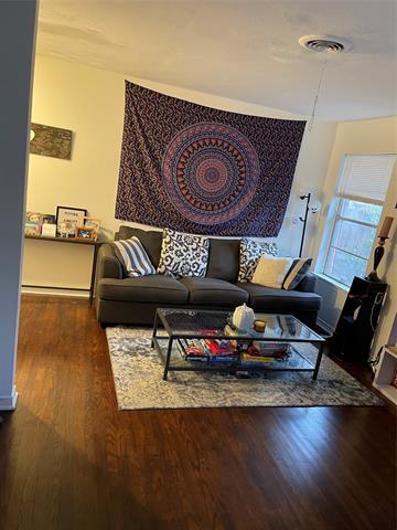 Foto del edificio - 6645 Ascot Ln