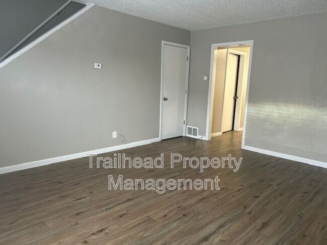 Building Photo - 219 N Garrison Ave