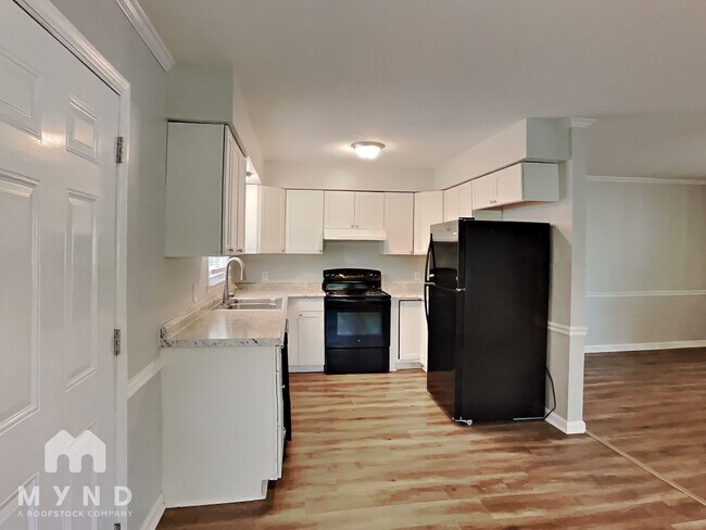 Foto del edificio - 213 Cedar Ct