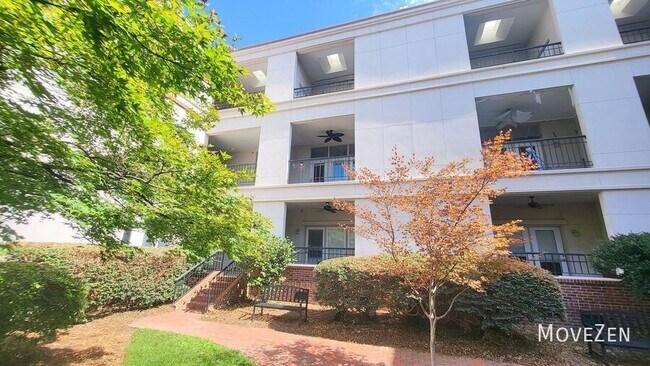 Building Photo - 208 E Davie St