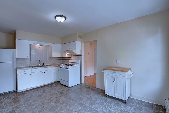 Foto del edificio - 298 Hillside Ave