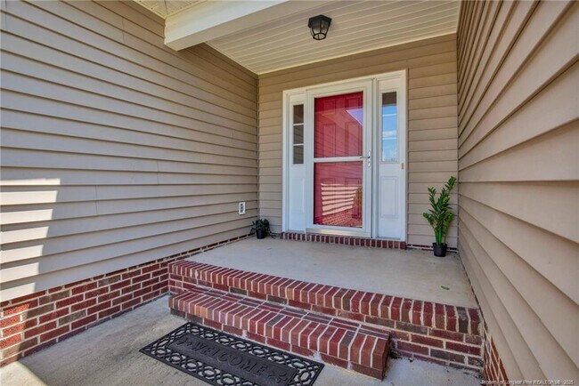 Building Photo - 1717 Kershaw Loop