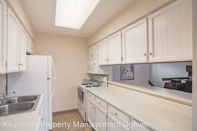 Building Photo - 2 br, 1 bath House - 8466 Everett Way Unit E
