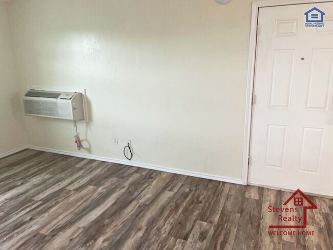 Foto del edificio - 2111 NW Lindy Ave