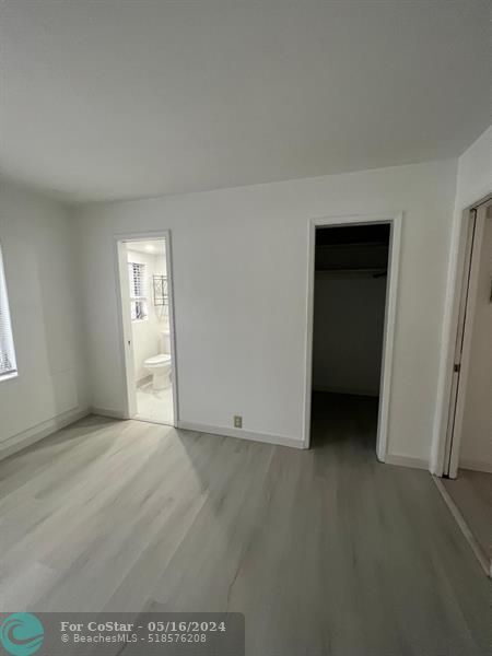 Foto del edificio - 901 N Birch Rd