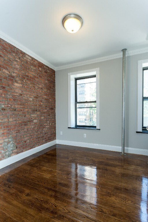 Foto del edificio - 314 E 106th St