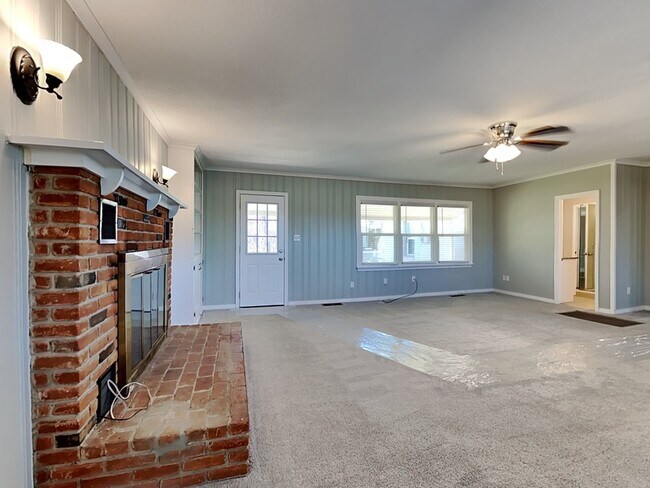 Foto del edificio - 1921 NW 38th St