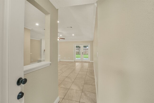 Foto del edificio - 21211 Park Mt Dr