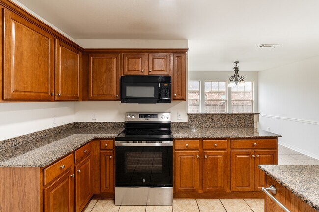 Foto del edificio - 1375 Selby Phillips Dr