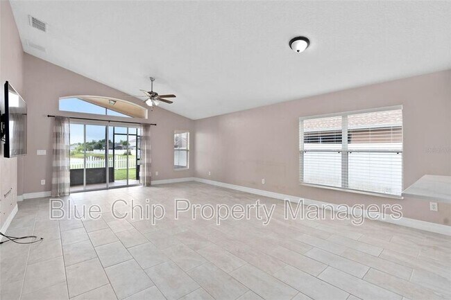 Building Photo - 2441 Deer Creek Blvd