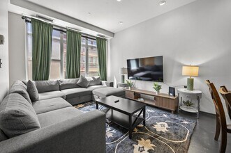 Building Photo - 160 E Berkeley St