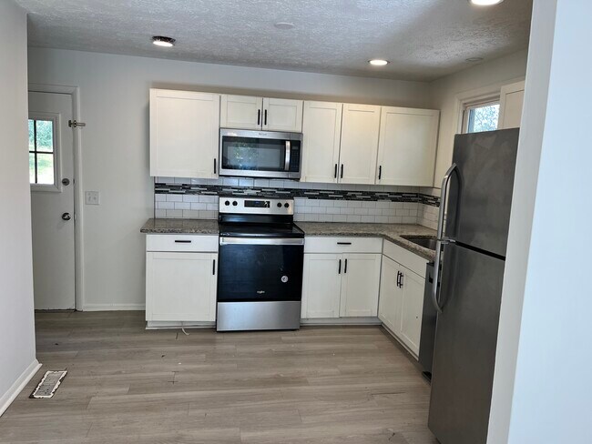 Foto del edificio - 164 Brenda Ct