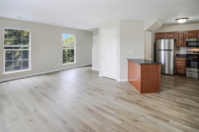 Foto del edificio - 143 Stonewall Creek Dr