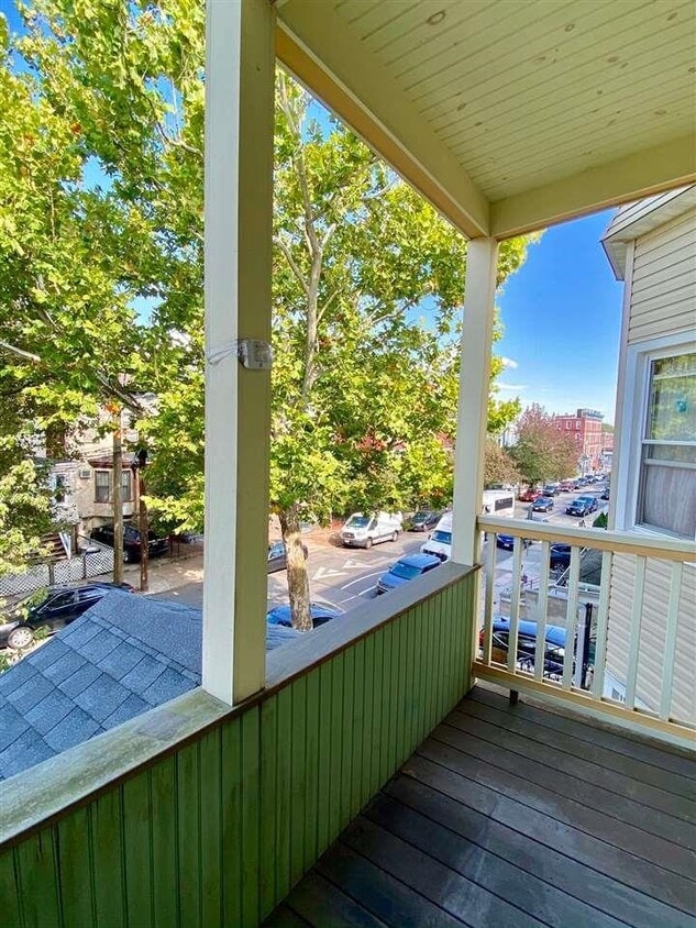 41 Lincoln St Unit 2, Jersey City, NJ 07307 Condo for Rent in Jersey