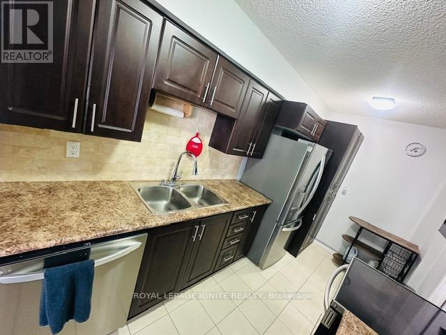 Building Photo - 1210 Radom St