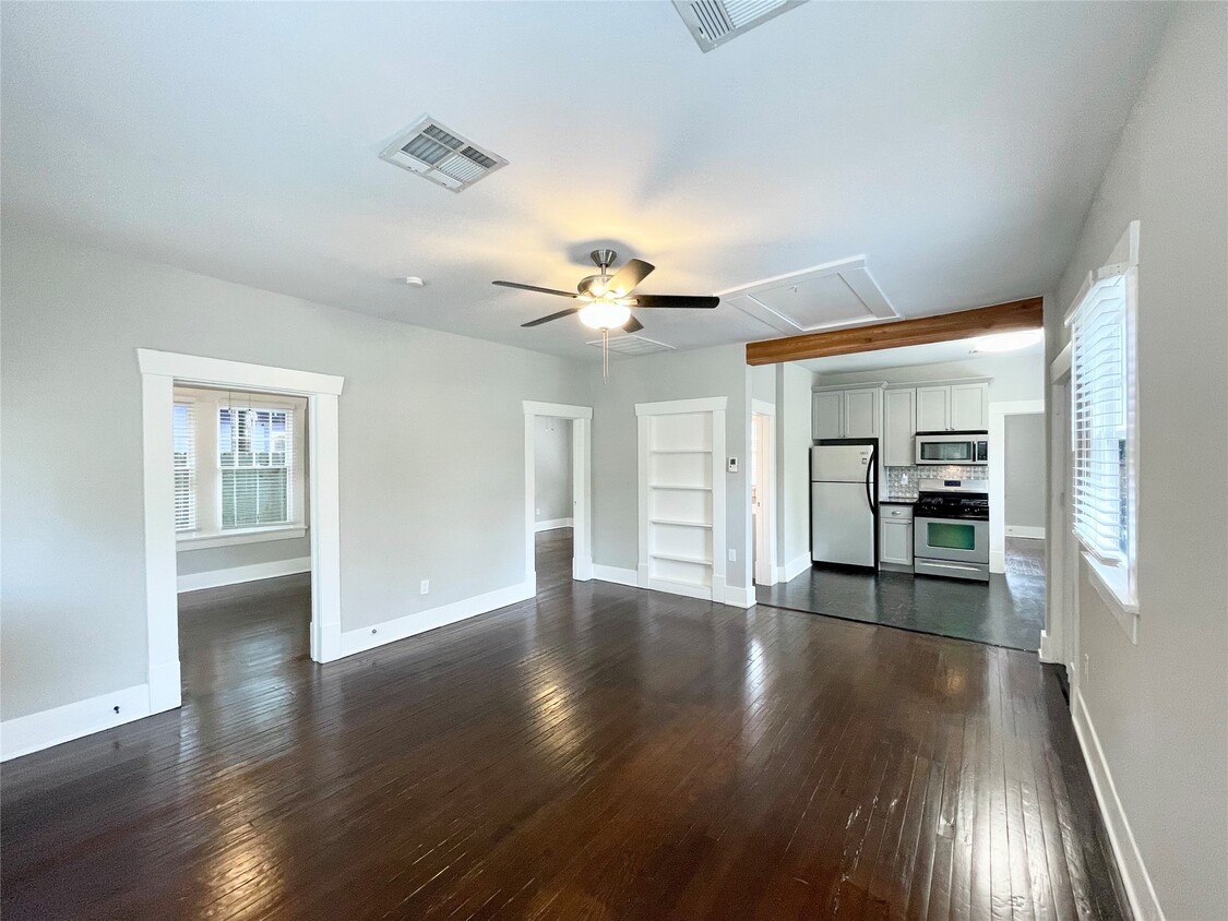 Foto principal - 113 Northwood St