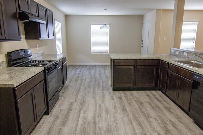 Foto del edificio - 12607 Wild Strawberry Rd