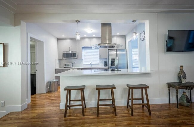 Foto del edificio - 555 NE 71st St