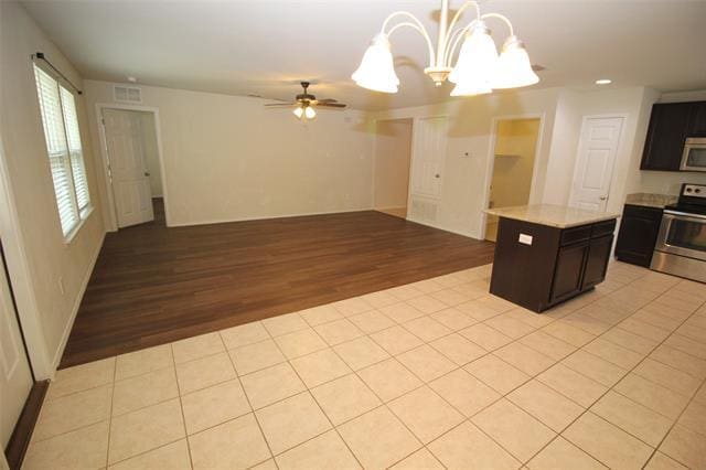 Foto del edificio - 1401 Rivers Creek Ln