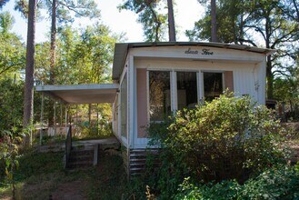 Building Photo - 1437 Tami Trail