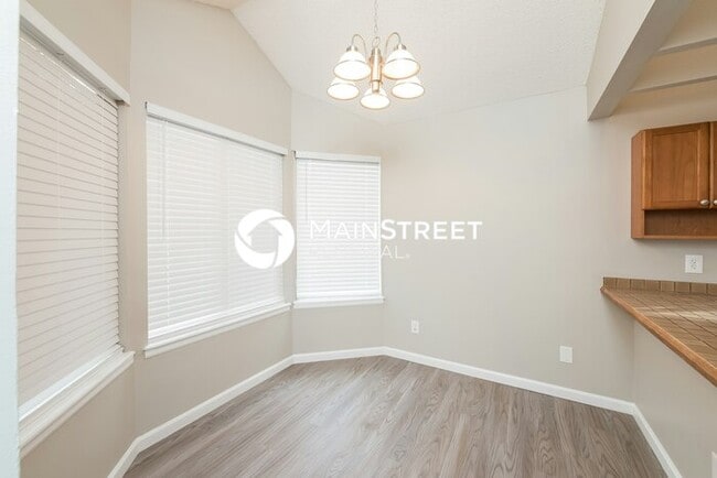 Building Photo - 4 Bedroom Pet-Friendly Home in Aurora, CO with Main Street Renewal