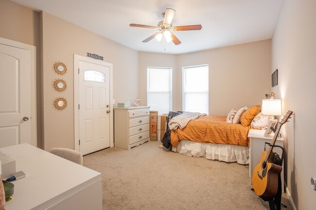 Photo - 1929 Delaware Ave Apartment