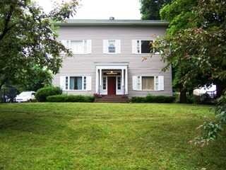 Foto del edificio - 78 Forest Ave