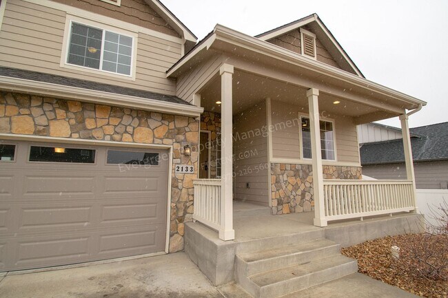Building Photo - Beautiful 4-Bedroom Home in Homestead Heig...