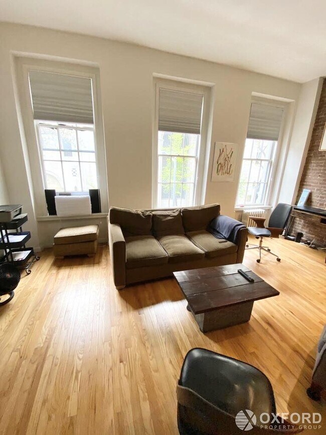 Building Photo - 22 West 83rd Street
