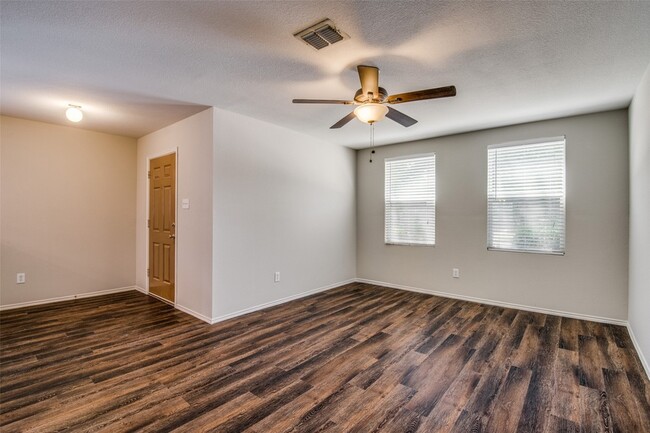 Photo - 12638 Vandelia St House