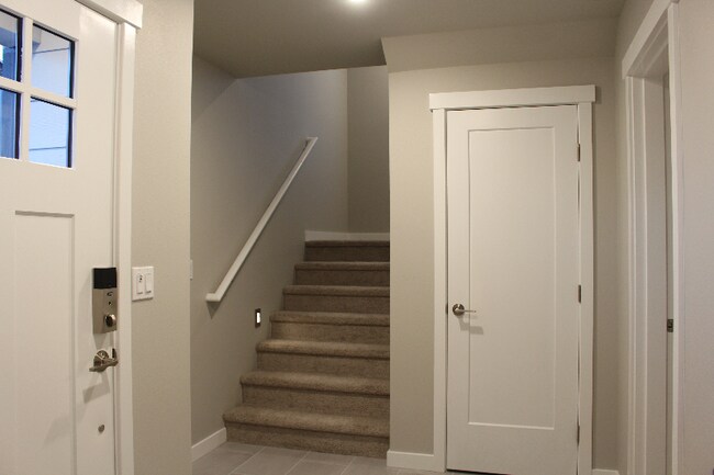 Foto del edificio - 10103 16th Pl SE