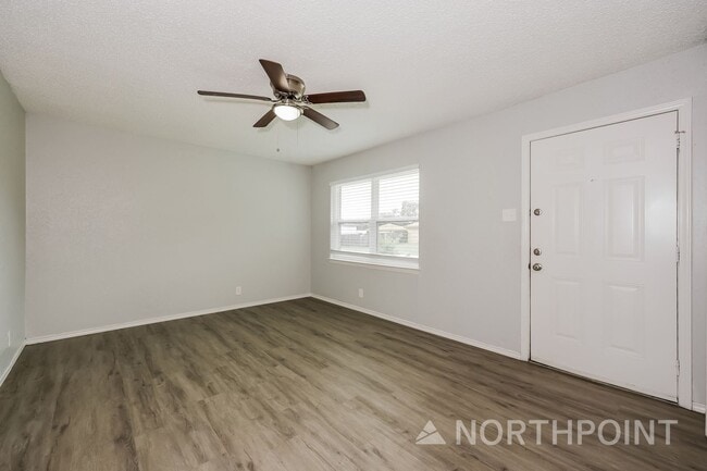 Building Photo - 2 BR/1BA | Newly Renovated Single Family Home | 1-Car Covered Parking | Gated backyard