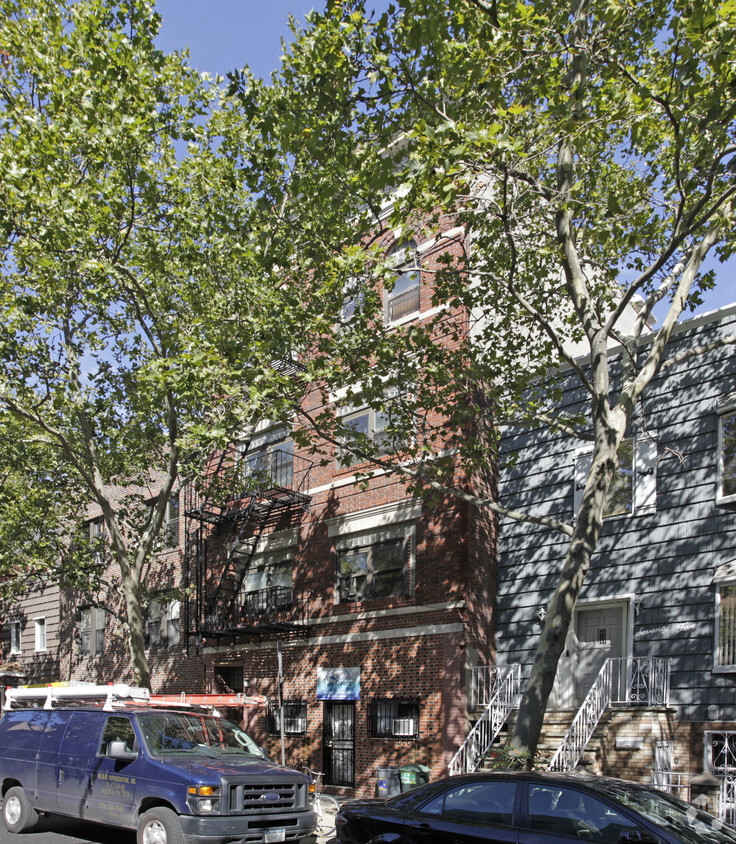 Primary Photo - 73 Skillman Ave
