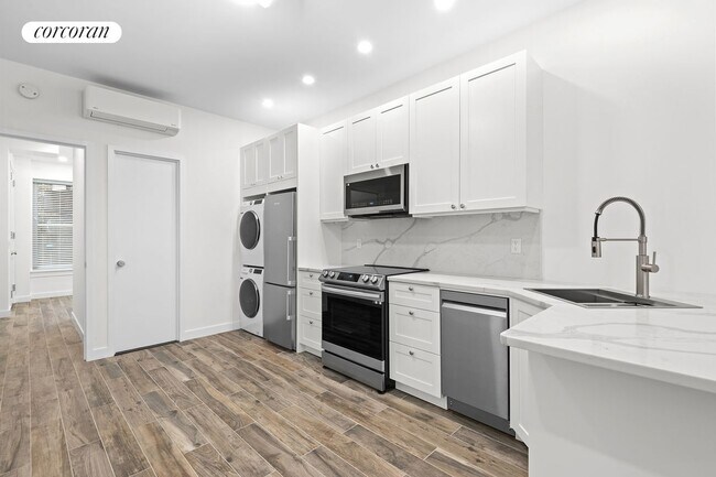 Foto del edificio - 166 Thompson St