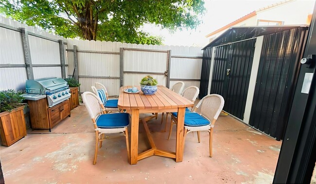 Foto del edificio - 6345 W 27th Ln