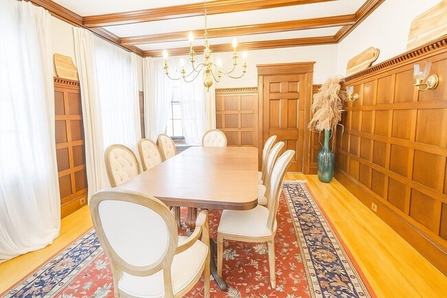 Building Photo - 177 Springfield St