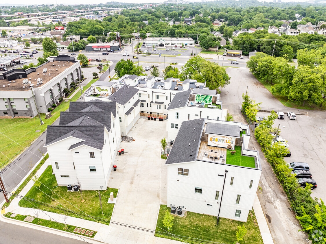 Aerial Photo - 5623 Lenox Ave