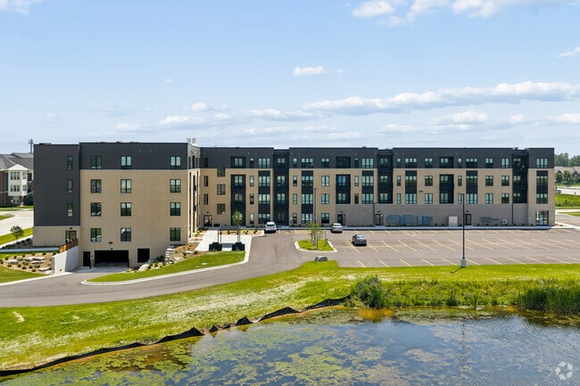 Building Photo - Larsen Orchard Terrace