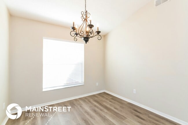 Building Photo - 11841 Caruso Dr