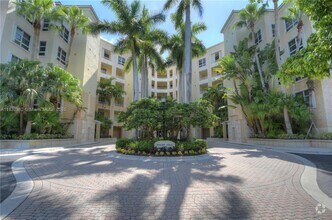 Building Photo - 717 Crandon Blvd